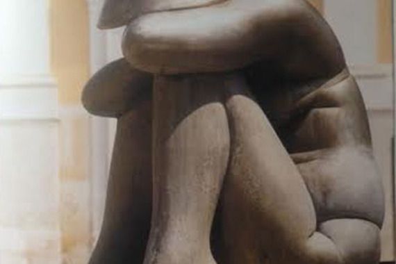 Skulptura Ljeto vraća se na porečki Trg slobode
