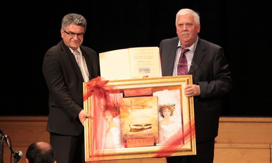 OB-u.  Gradonačelnik Edi Štifanić i Josip Jurišević, osnivač tvrtke Špina, dobitnik „30. April“ (foto: Parentium.com)