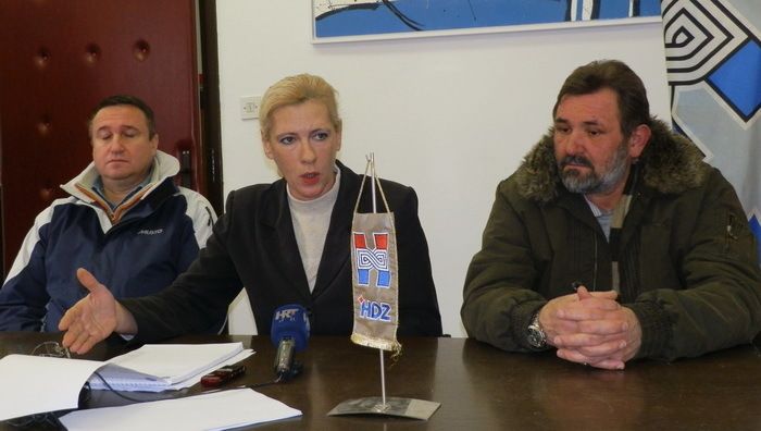 HDZ za otvaranje socijalnih samoposluga u Puli: Članovi stranke spremni volontirati