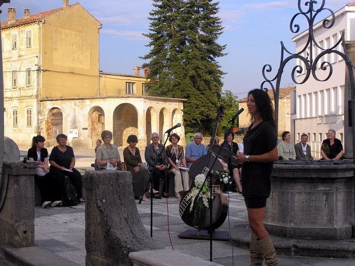 Gradska knjižnica Poreč raspisala natječaj za XIX. Verši na šterni