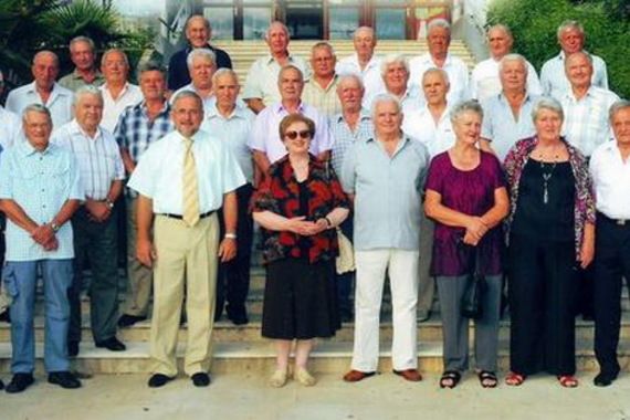 Šaljite nam slike svojih obljetnica matura!