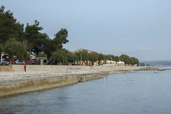 Uhićen dvojac koji je dan ranije provalio u Novigradu i Karigadoru