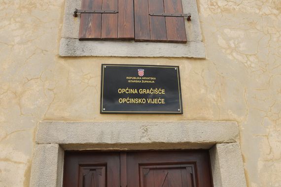 Općinsko vijeće Gračišća dodijelilo Povelje Općine Gračišće