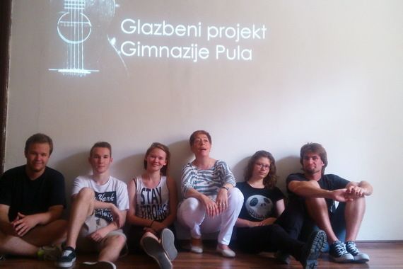 Pulski gimnazijalci osnovali bend Kratki izlet