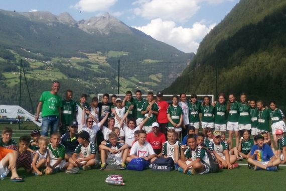 Mladi rukometaši iz Buja i Kaštelira na turniru u Italiji