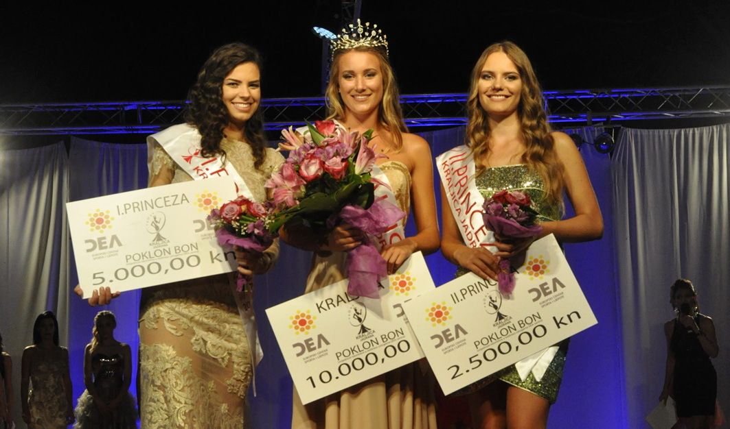 Nina Jelenković, Ena Dellabernardina i Katarina Muše