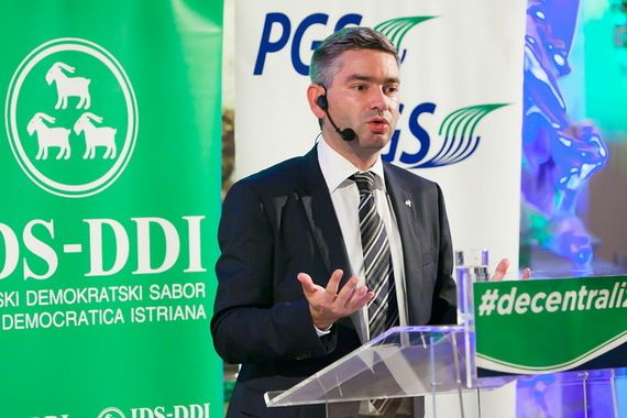 Miletić: Decentralizacijom na području infrastrukture i zaštite okoliša do bržeg razvoja