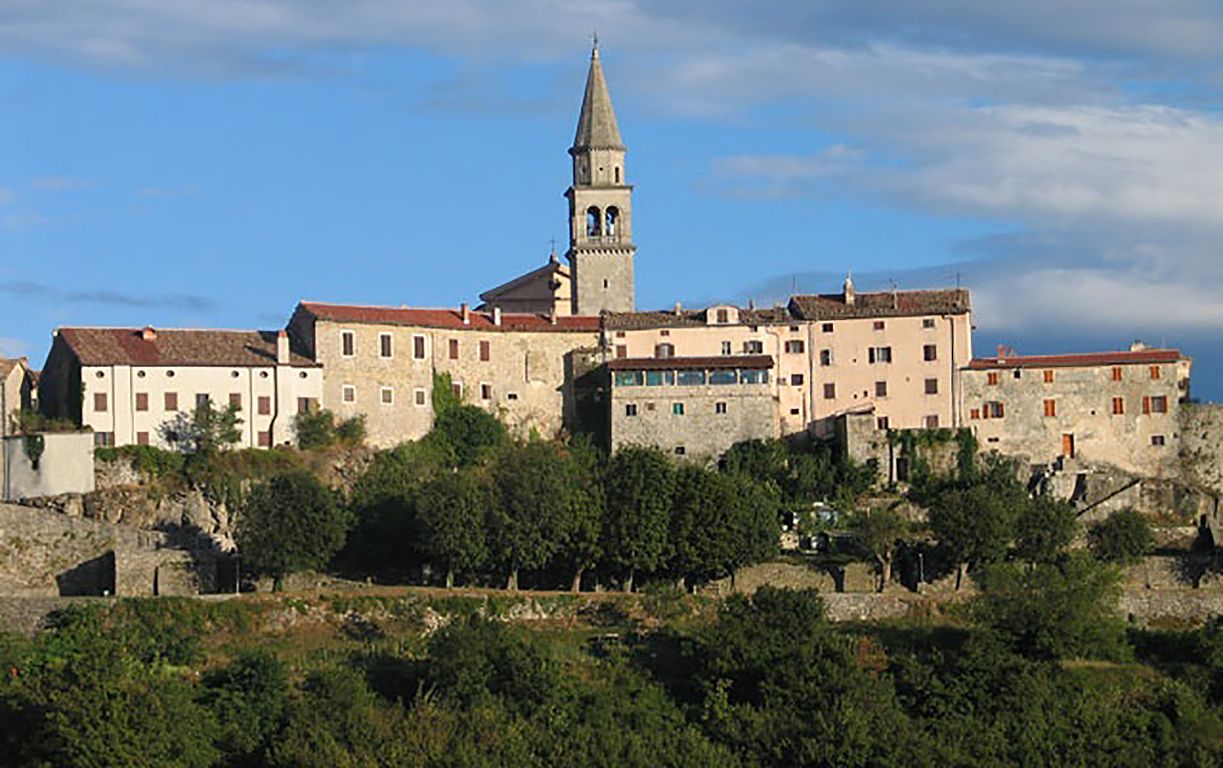 Buzet (foto: Vlatko Mrvoš)