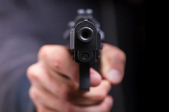 Umag: Opljačkao trgovinu uz prijetnju pištoljem