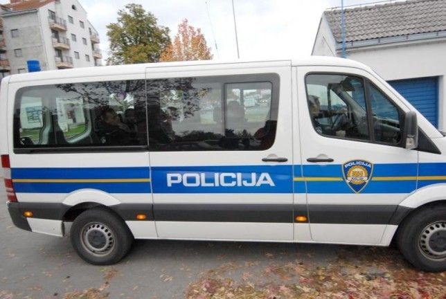 Akviju uhićenja proveli su policijski službenici Odjela kriminaliteta droga PU istarske i PP Buje