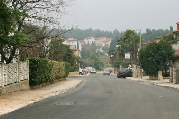 Poreč: Obnovljen asfalt u Rovinjskoj i Tarskoj ulici