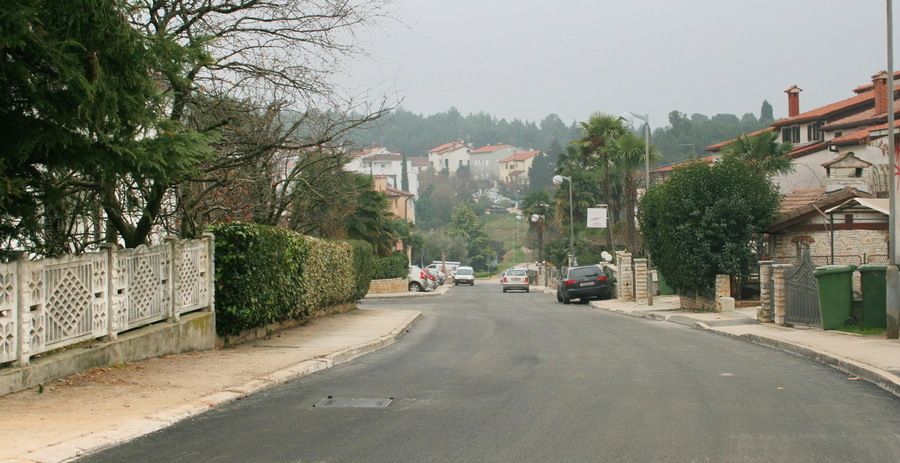 Novi asfalt u Rovinjskoj ulici