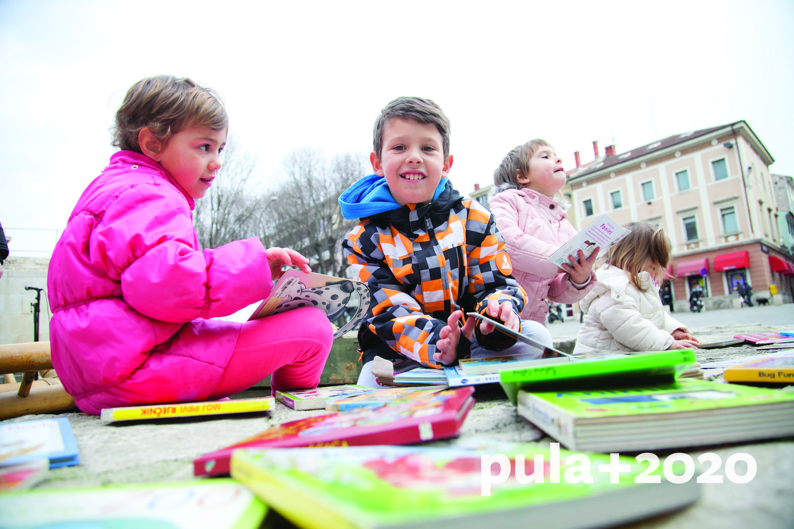 Pozivaju se svi građani da donesu knjige koje njima i njihovoj djeci više ne trebaju i odnesu one koje im se sviđaju!
