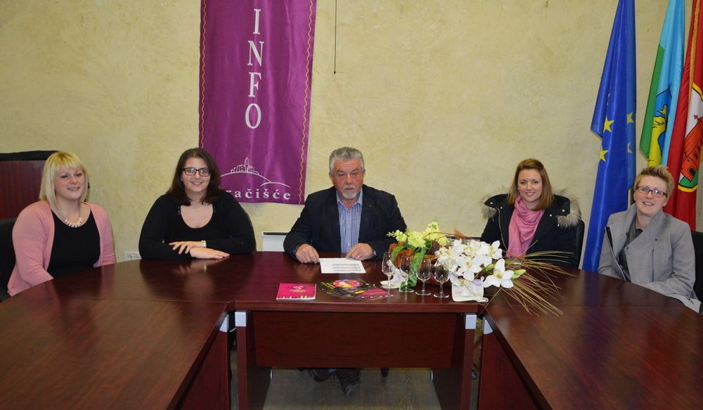 Ariana Švić, Laura Širol, Ivan Mijandrušić, Natali Aničić i Aleana Mijandrušić