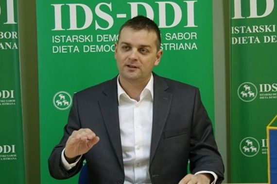 Daglasa Koracu zamijenio kvizoman i putopisac Robert Pauletić