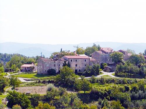 Krasica kraj Buja bila je na meti provalnika (Foto: www.buje.hr)