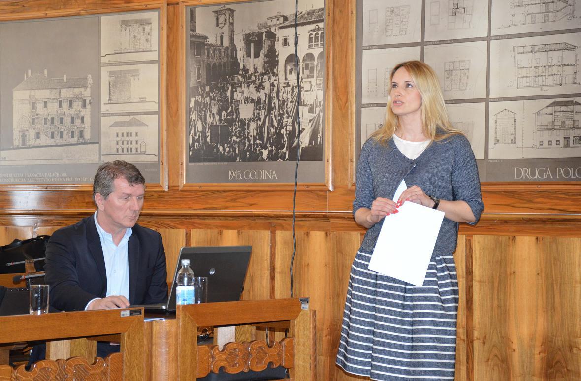 Pročelnik Damir Prhat i  predsjednica partnerskog vijeća Elena Puh Belci