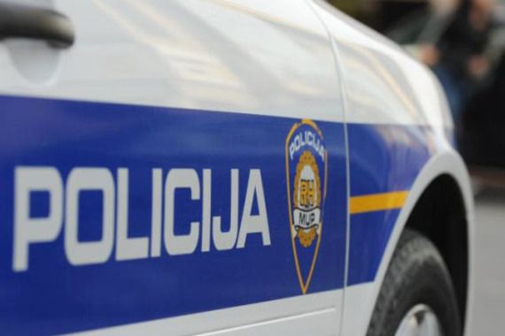 Provalio u benzinsku u Baderni i odnio cigarete