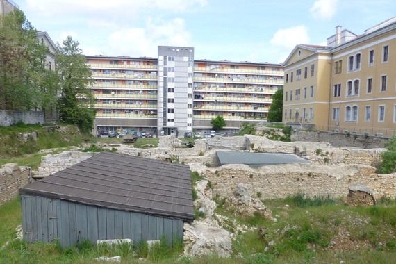 Amfore u Kandlerovoj zaštitit će se pijeskom