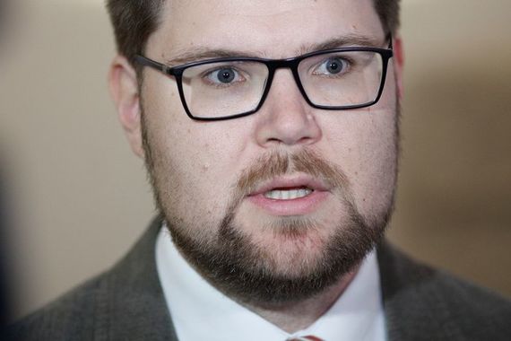 Grbin: Ne mogu reći koliko imamo potpisa. Sutra će ih biti toliko da će Most morati odlučiti!