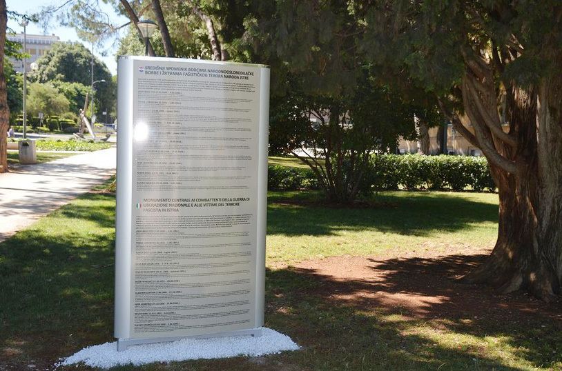 U Titovom parku postavljena je informativna ploča 