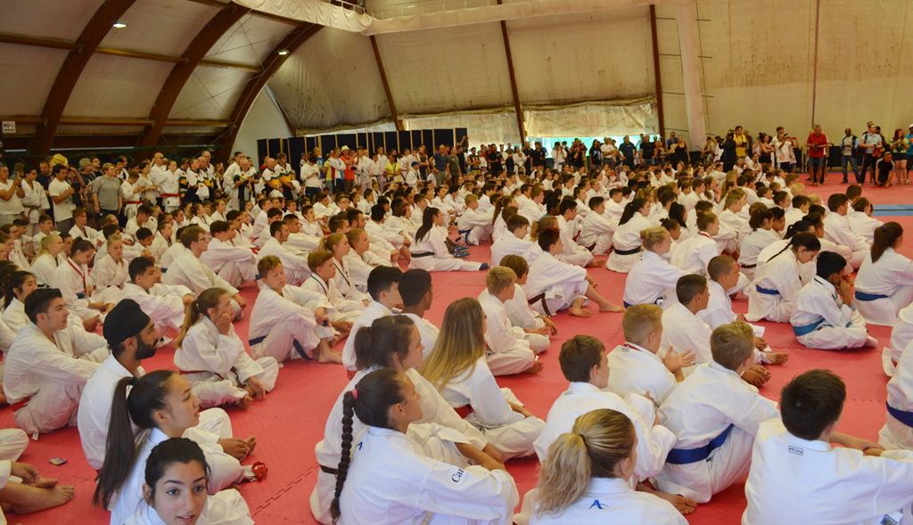 svečano otvaranje prvenstva i seminara u organizaciji Svjetske karate federacije (WKF) uz potporu HKS-a i Grada Umaga