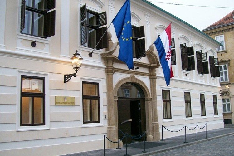 Banski dvori