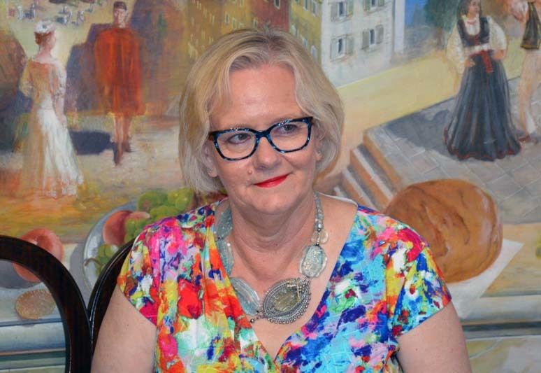 Susan Cox