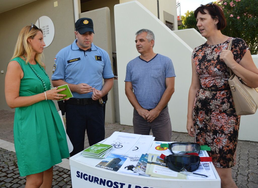 Policijski info punkt u Puli 