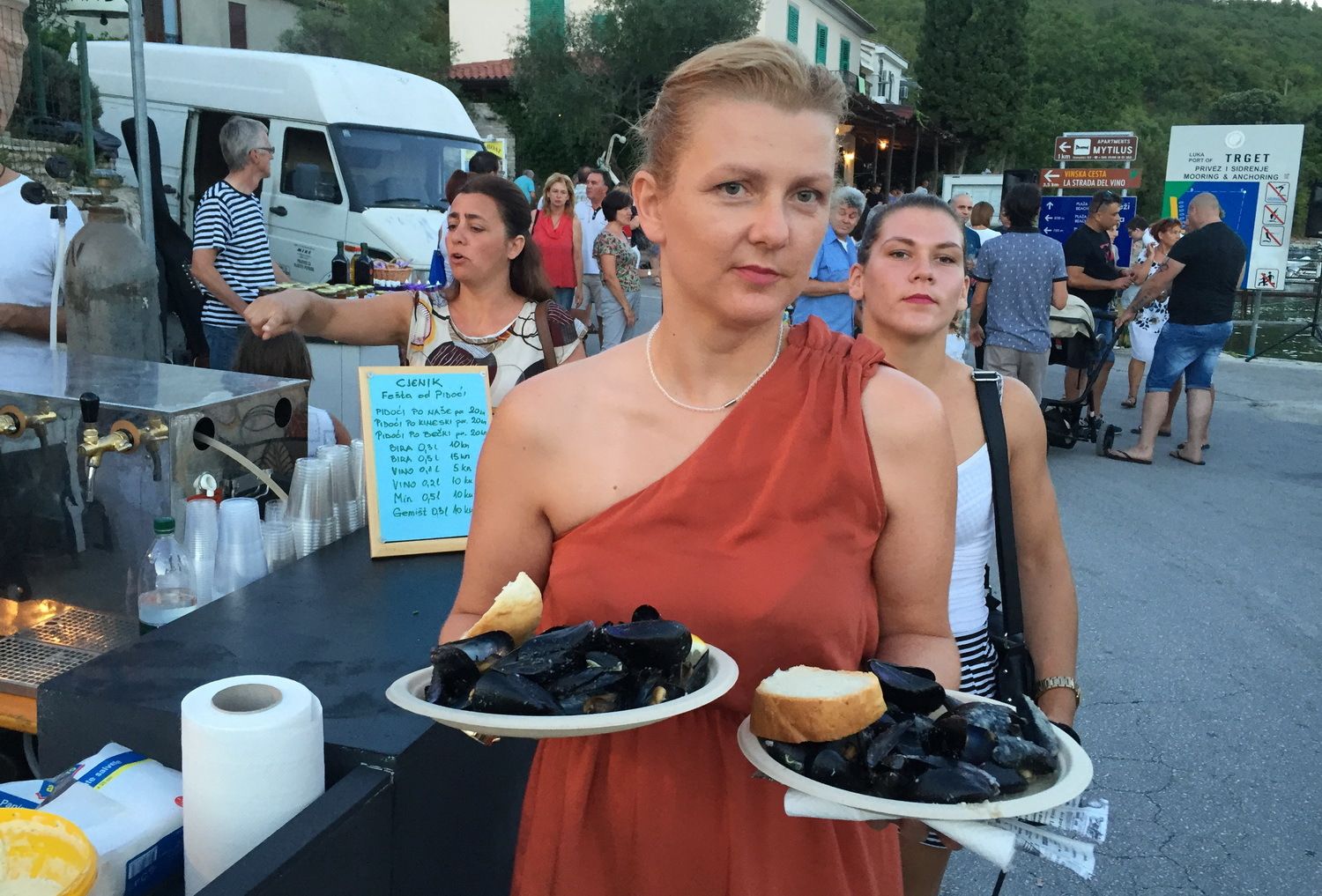 Ogromna posjeta iznenadila je i organizatore i ugostitelje