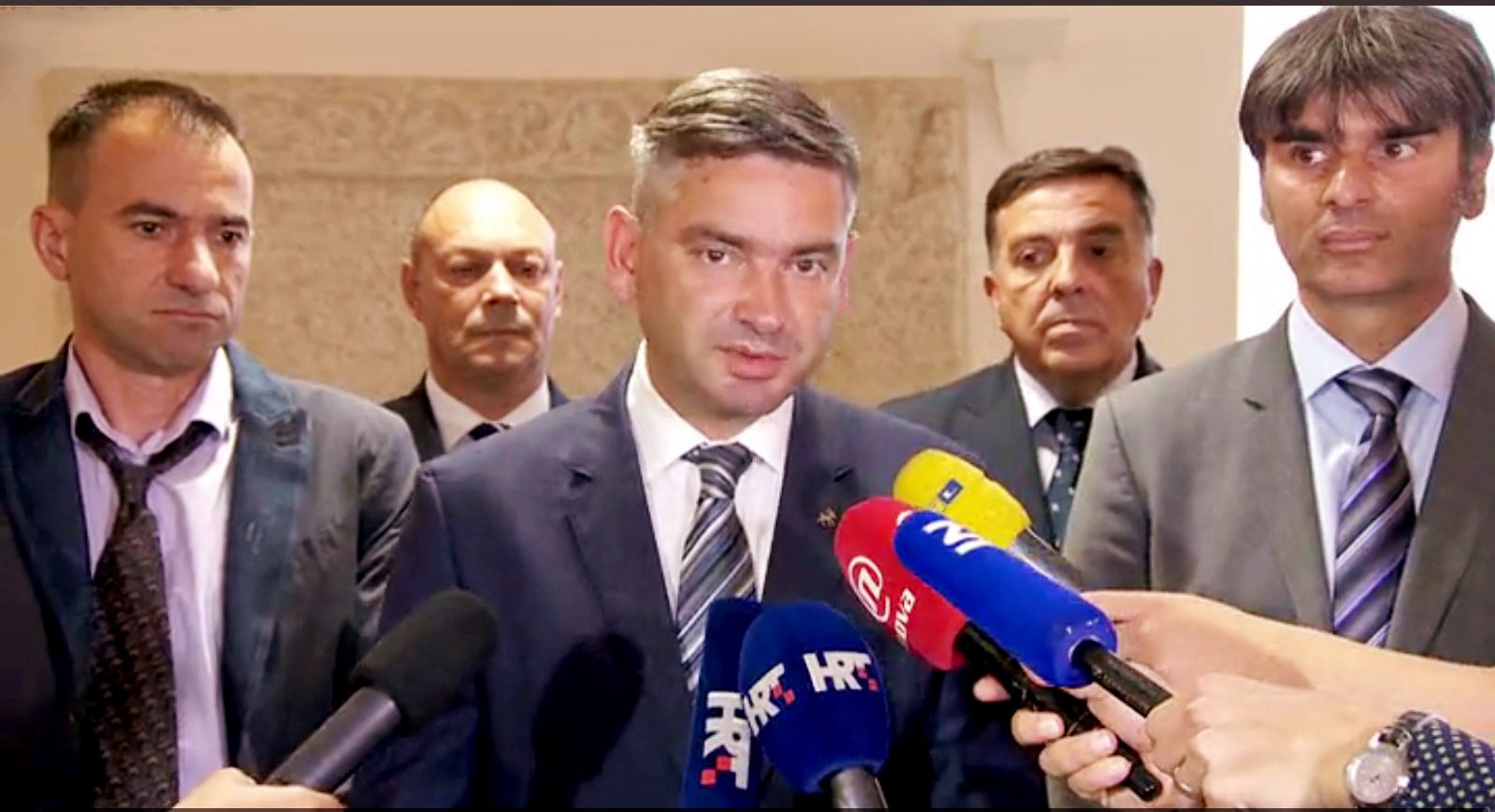 Danko Švorinić, Boris Miletić i Darijo Vasilić, u pozadini Giovanni Sponza i Tulio Demetlika