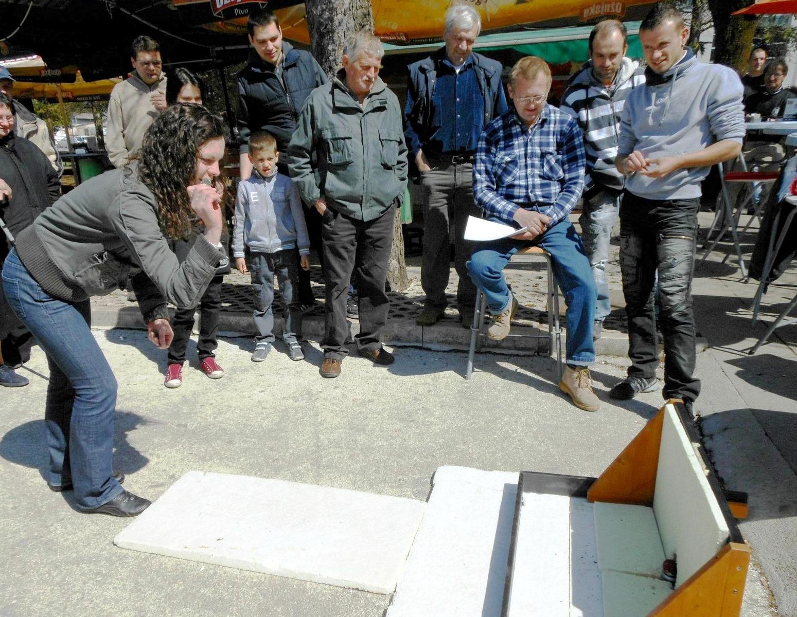 U Pazinu održano tradicionalno natjecanje u pičenju jaja