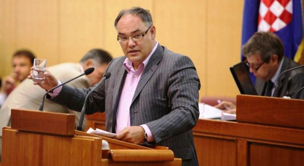 Kajin: Ni u Istri ne cvatu ruže, zato moj šef ide u biznis s ružama