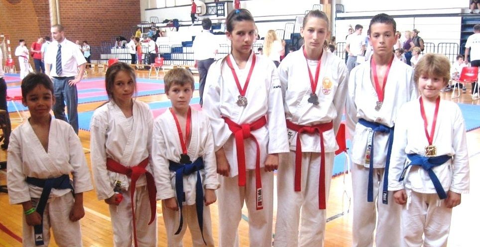 Članovi karate kluba Lav u Krku osvojili pet medalja
