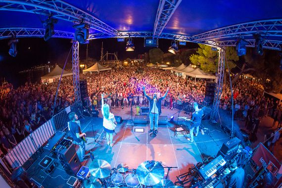 Koncertom Tonyja Cetinskog završen prvi Poreč Open Air