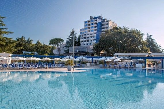 Vrhunski svjetski biciklisti na treningu u Valamaru 