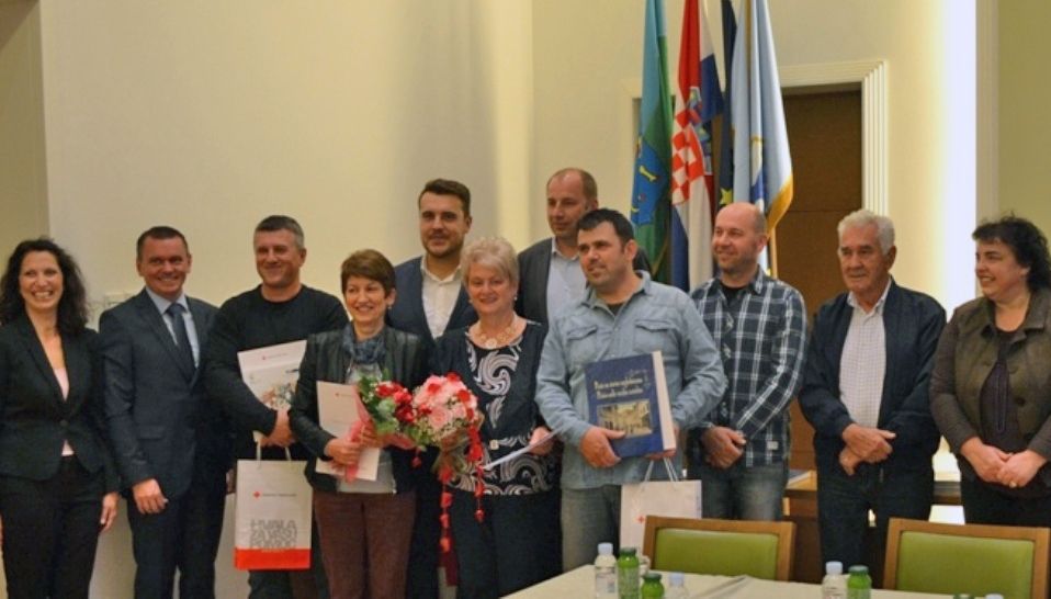 Gradonačelnik s darivateljima krvi