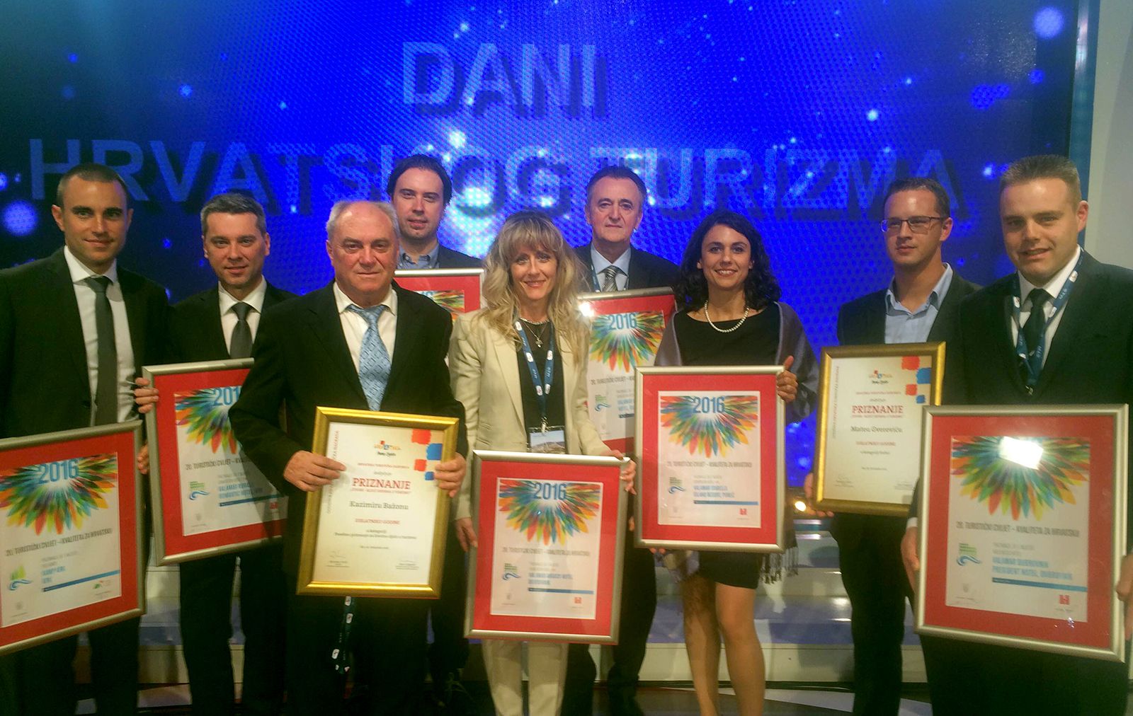 Valamarovci na okupu: Kazimir Bažon iz porečke Lanterne treći slijeva