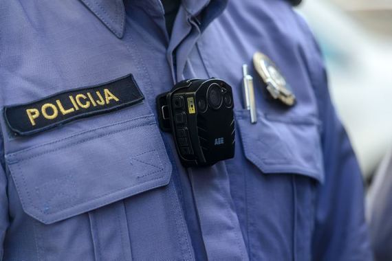 Iskrcao Albance i Kosovare u šumi kraj granice