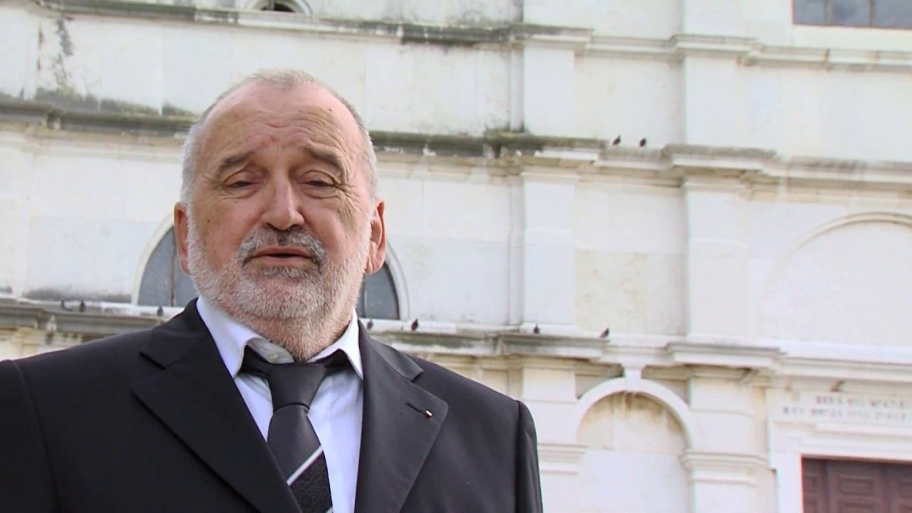Obrazlažući presudu, sutkinja je ukazala da se nije uspjelo dokazati krivotvorenje potpisa roditelja Mirka Cetinskog (foto: YouTube)