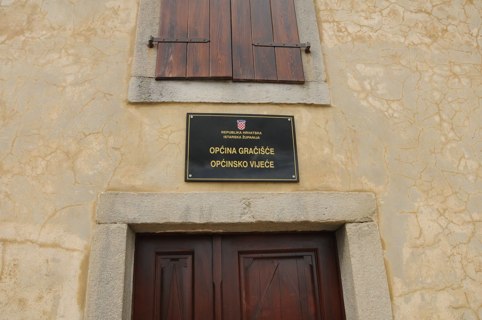 Općinska vijećnica, popularni Špital u Gračišću (foto: Robi Selan)