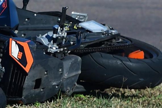 Nijemac pao s motora na poljskom putu i teško se ozlijedio