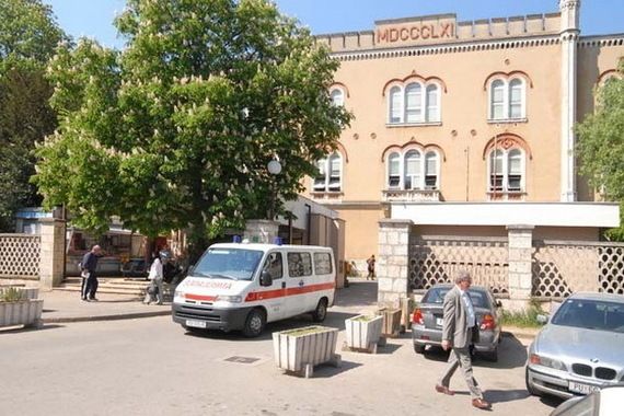 Maloljetnik pao na plaži u Rovinju i završio u bolnici