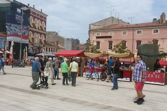 U Poreču se održava Festival poduzetništva, obrta i OPG-a
