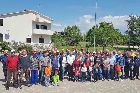 Veleniki dobili društveni dom i parking, uloženo 150 tisuća kuna