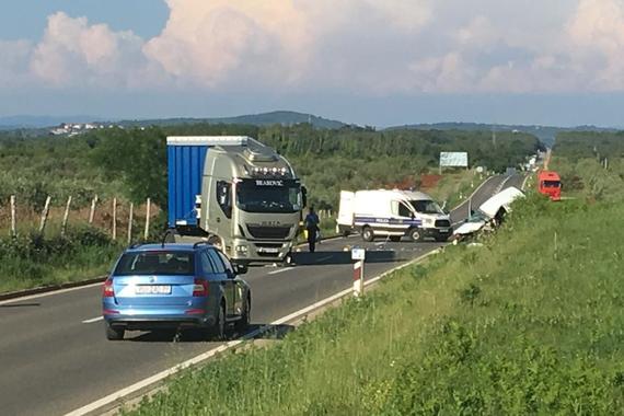U sudaru šlepera i Renaulta poginuo Austrijanac (59)