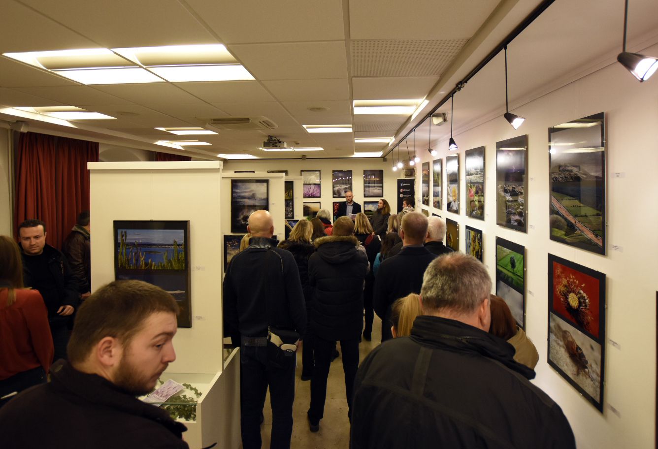 S jedne od izložbi fotografija udruge Fotovun