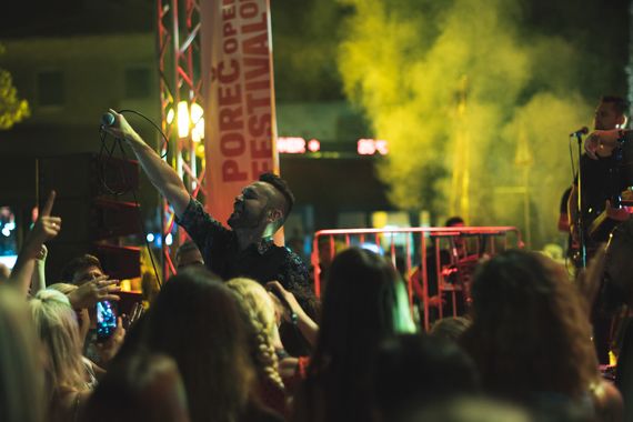 Vatra i Pavel zapalili publiku na Poreč Rock Offu
