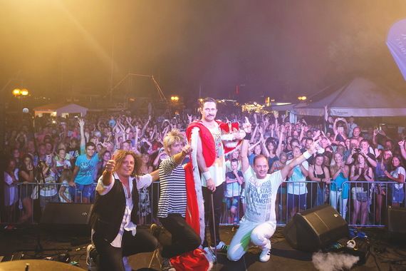 The Queen Real Tribute Band Poreču priuštio večer za pamćenje