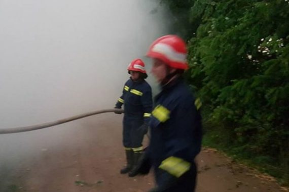 Požar u kampu kraj Novigrada, šteta par stotina tisuća kuna
